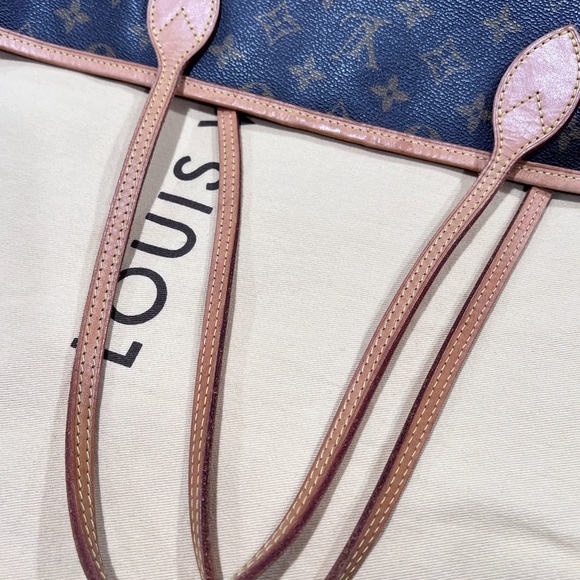 100% Authentic Louis Vuitton Neverfull GM Tote in classic Monogram canvas. - Picture 4 of 14